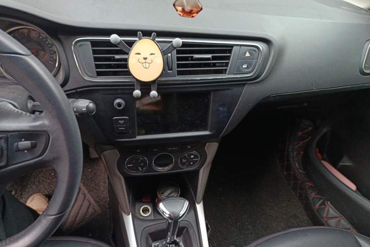 Used Citroen C3-XR 2015 1.6L Automatic Smart Version Audio And AC Panel