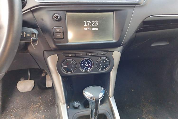Used Citroen C3-XR 2015 1.6L Automatic Smart Version Audio And AC Panel