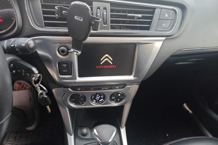 Used Citroen C3-XR 2015 1.6L Automatic Pioneer Model Audio And AC Panel