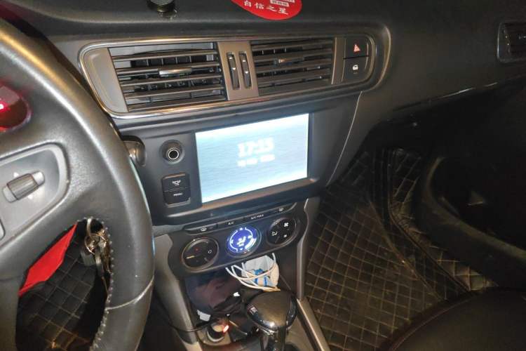 Used Citroen C3-XR 2015 1.6L Automatic Pioneer Model Audio And AC Panel