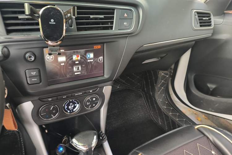 Used Citroen C3-XR 2015 1.6L Automatic Pioneer Model Audio And AC Panel
