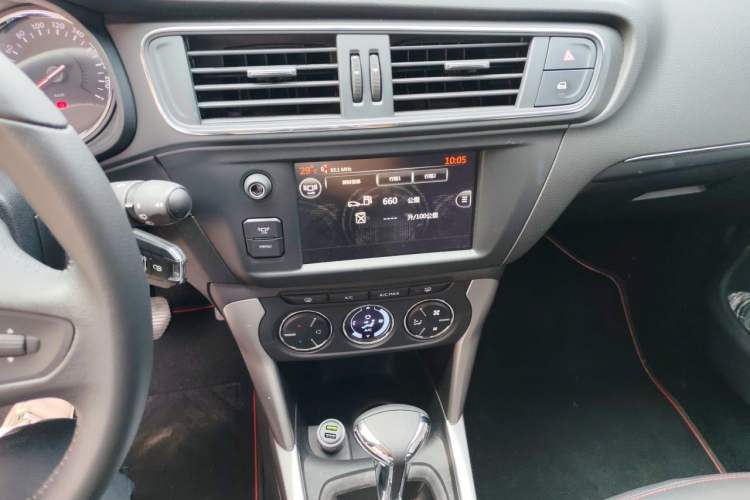 Used Citroen C3-XR 2015 1.6L Automatic Pioneer Model Audio And AC Panel