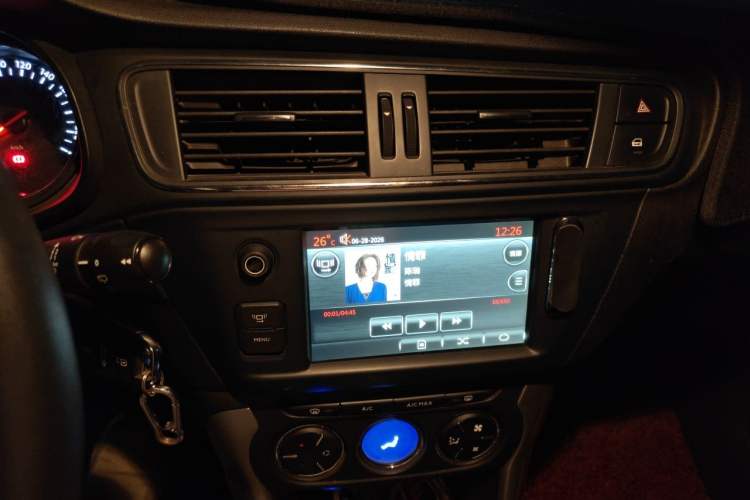 Used Citroen C3-XR 2015 1.6L Automatic Pioneer Model Audio And AC Panel