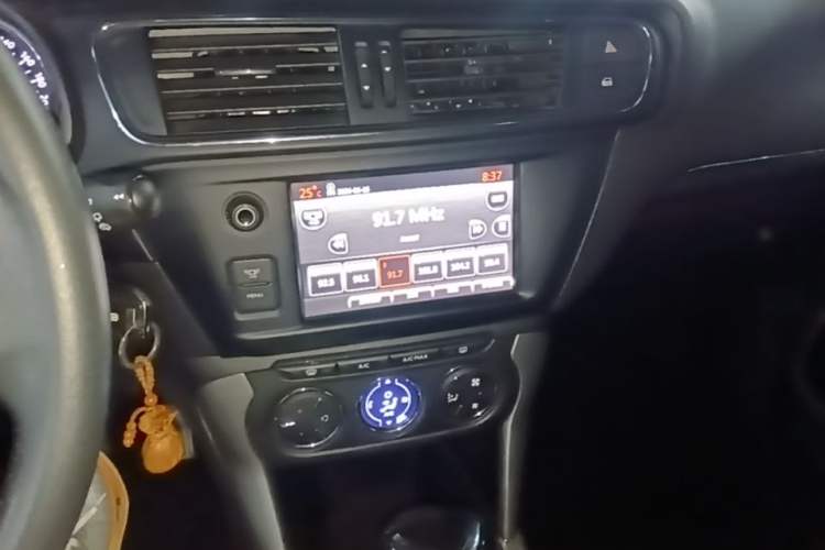 Used Citroen C3-XR 2015 1.6L Automatic Pioneer Model Audio And AC Panel