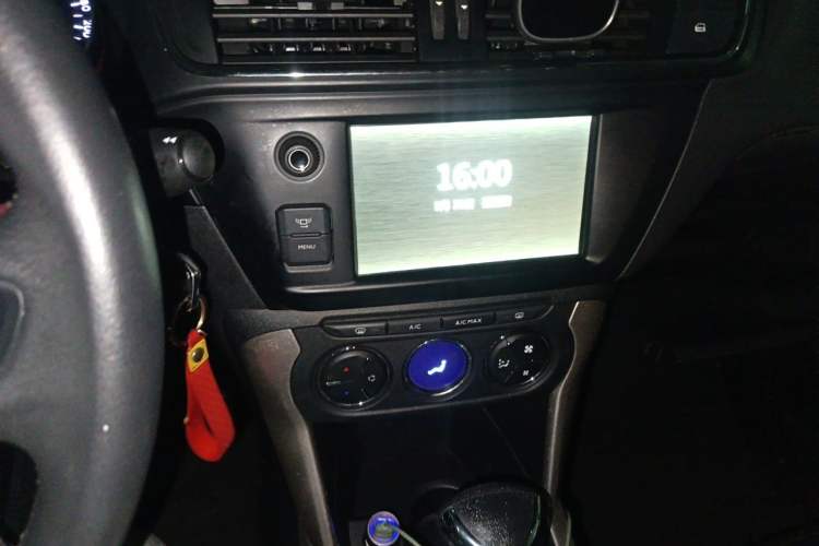 Used Citroen C3-XR 2015 1.6L Automatic Pioneer Model Audio And AC Panel