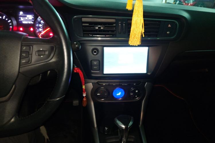 Used Citroen C3-XR 2015 1.6L Automatic Pioneer Model Audio And AC Panel