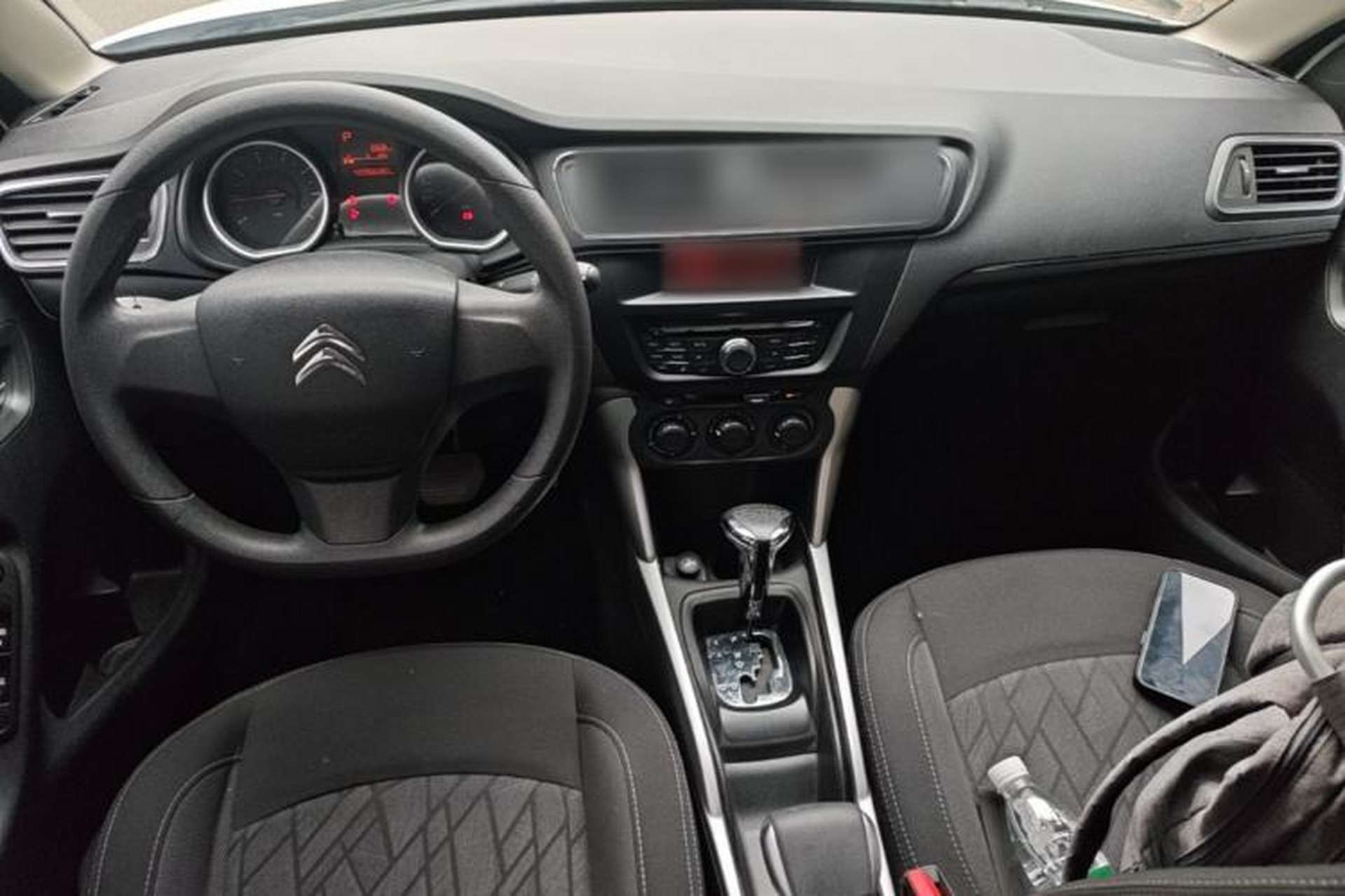 Used Citroen C3-XR 2015 1.6L Automatic Fashion Model Center Console