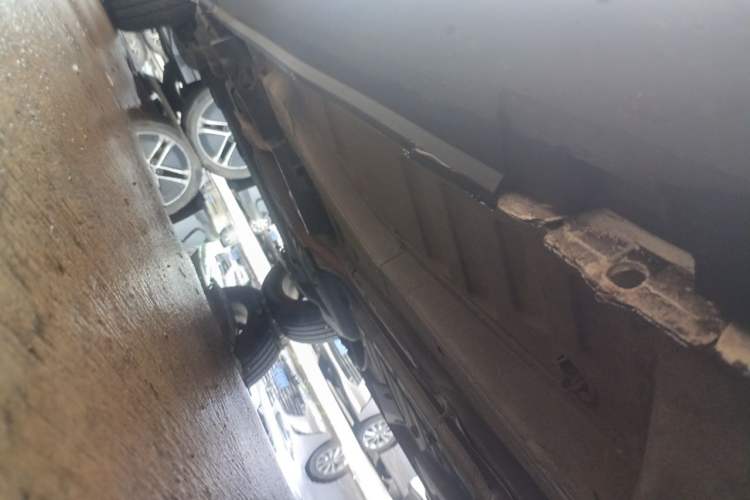 Used Citroen C3-XR 2015 1.6L Manual Pioneer Model Chassis Front Right