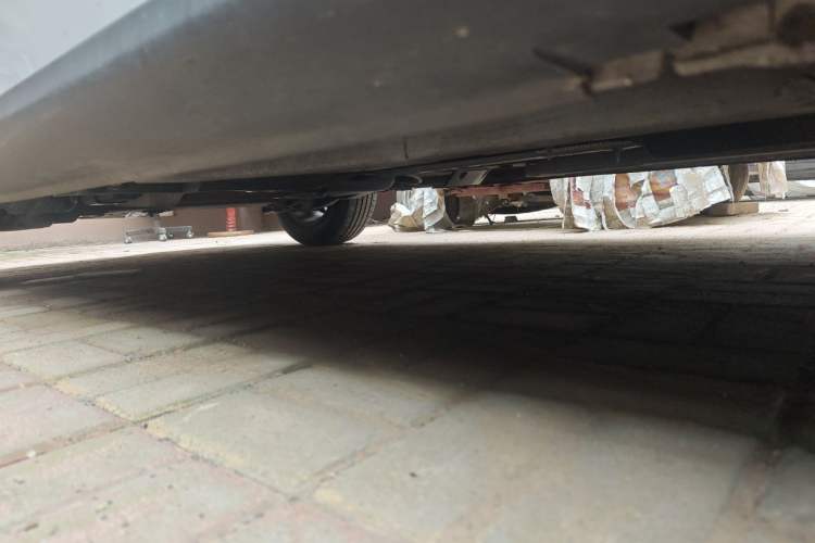 Used Citroen C3-XR 2015 1.6L Manual Pioneer Model Chassis Front Right