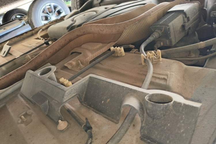 Used Citroen C3-XR 2015 1.6L Automatic Pioneer Model Chassis Rear Right