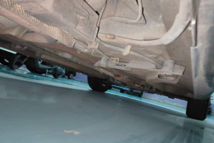 Used Citroen C3-XR 2015 1.6L Automatic Fashion Model Chassis Rear Right