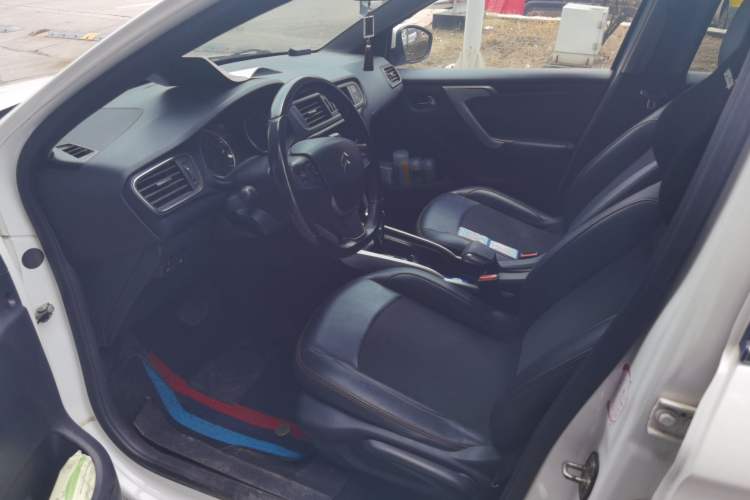 Used Citroen C3-XR 2015 1.6THP Automatic Pioneer Model Driver Seat