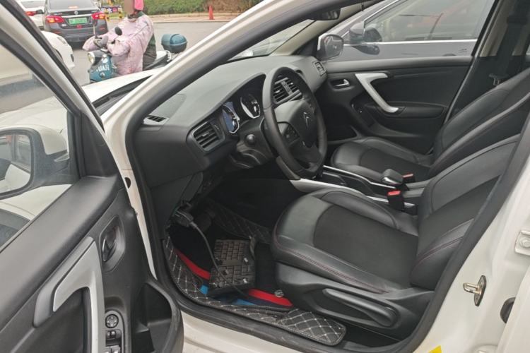 Used Citroen C3-XR 2015 1.6L Automatic Pioneer Model Driver Seat