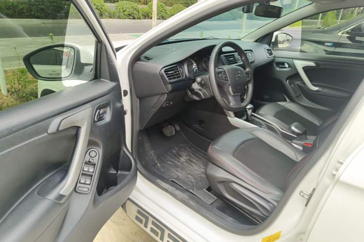 Used Citroen C3-XR 2015 1.6L Automatic Pioneer Model Driver Seat