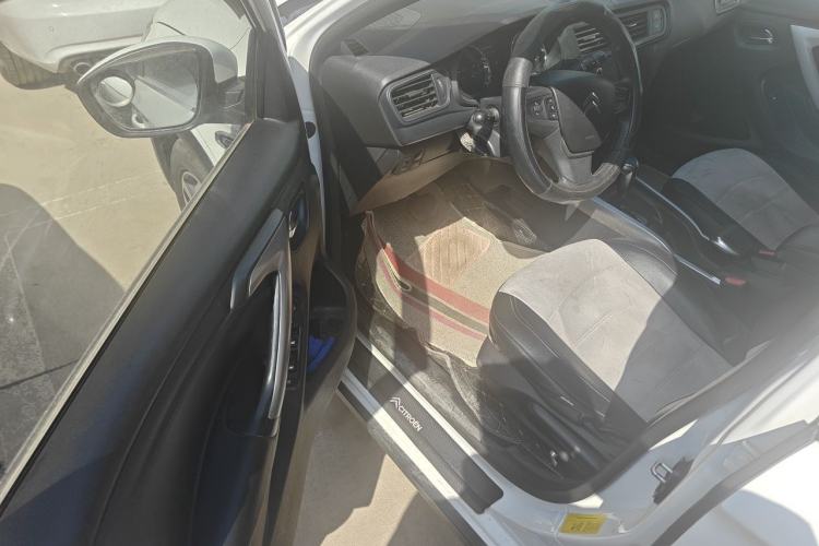 Used Citroen C3-XR 2015 1.6L Automatic Pioneer Model Driver Seat