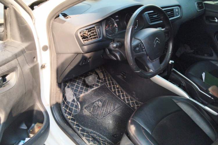 Used Citroen C3-XR 2015 1.6L Automatic Pioneer Model Driver Seat