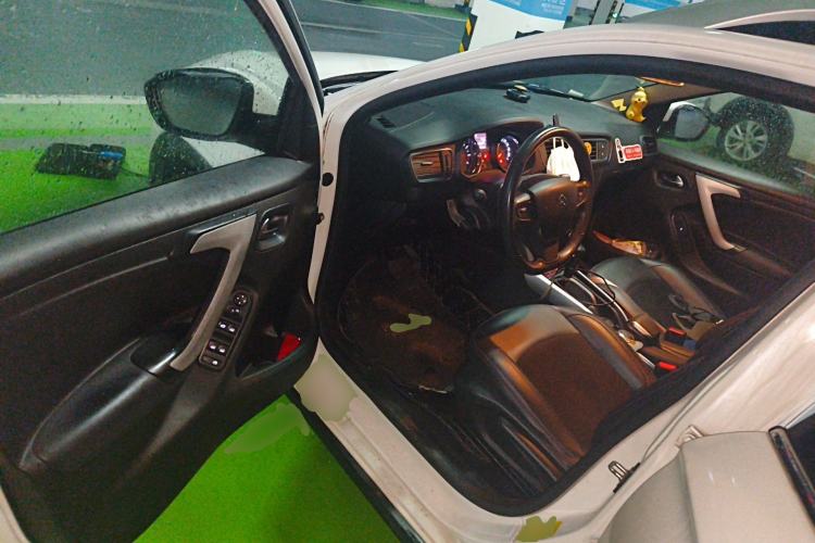 Used Citroen C3-XR 2015 1.6L Automatic Pioneer Model Driver Seat