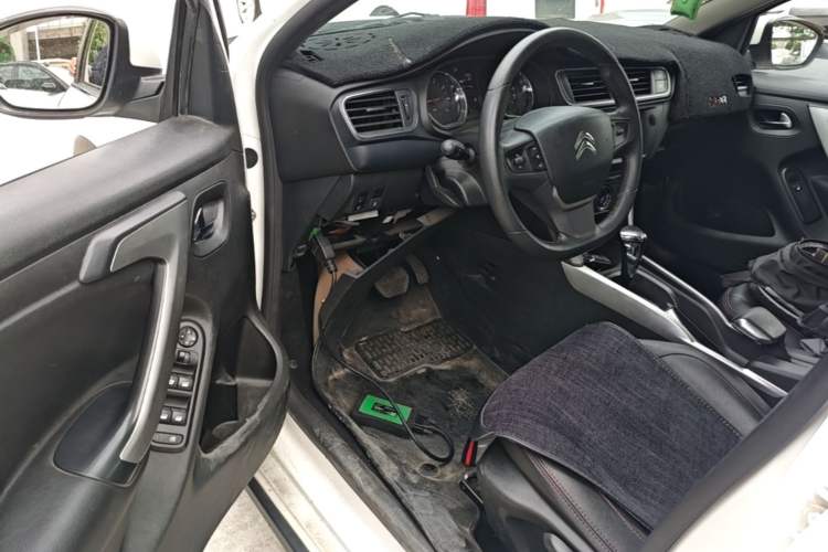 Used Citroen C3-XR 2015 1.6L Automatic Pioneer Model Driver Seat