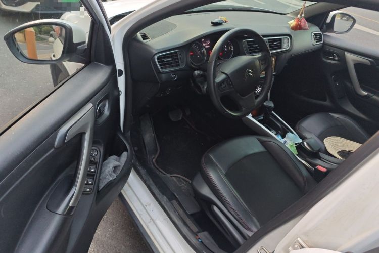 Used Citroen C3-XR 2015 1.6L Automatic Smart Version Driver Seat