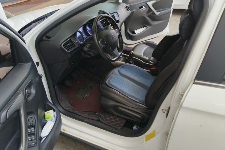 Used Citroen C3-XR 2015 1.6L Manual Pioneer Model Driver Seat