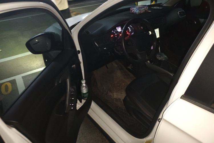 Used Citroen C3-XR 2015 1.6THP Automatic Smart Model Driver Seat
