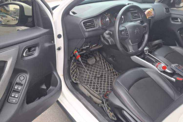 Used Citroen C3-XR 2015 1.6THP Automatic Pioneer Model Driver Seat