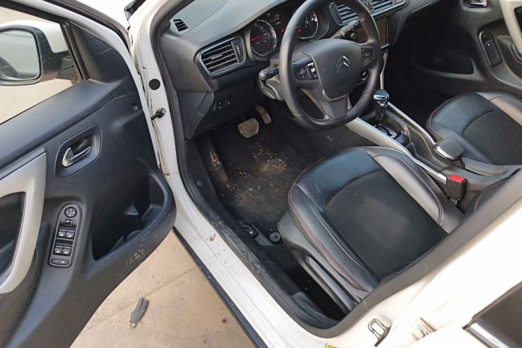 Used Citroen C3-XR 2015 1.6L Automatic Smart Version Driver Seat