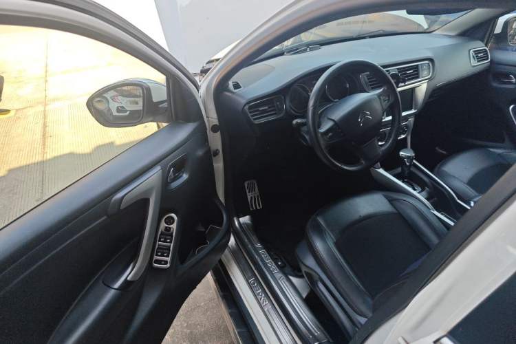 Used Citroen C3-XR 2015 1.6L Automatic Pioneer Model Driver Seat