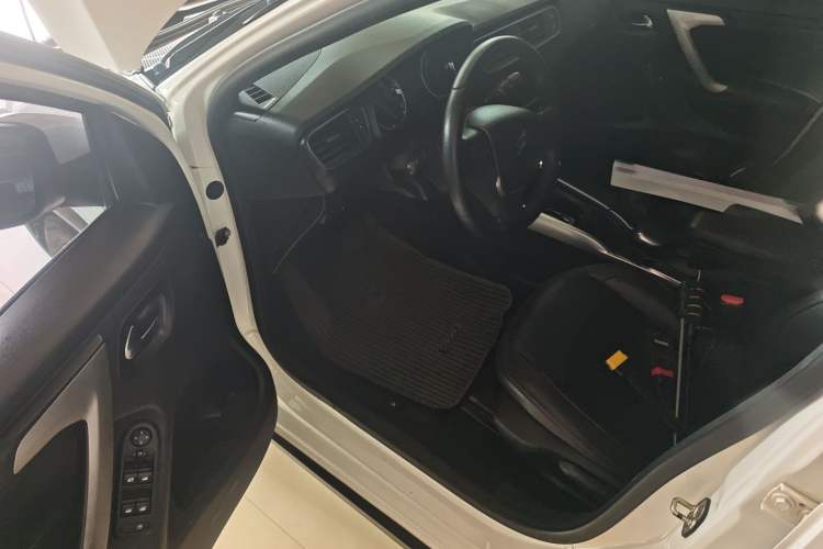 Used Citroen C3-XR 2015 1.6L Automatic Pioneer Model Driver Seat