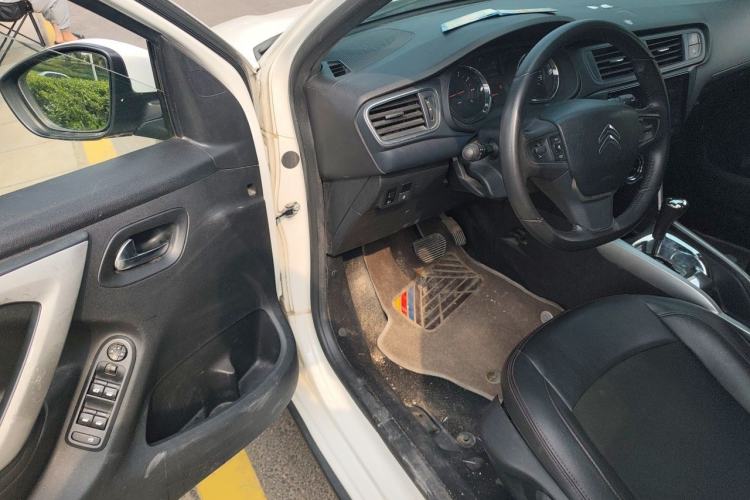 Used Citroen C3-XR 2015 1.6L Automatic Pioneer Model Driver Seat