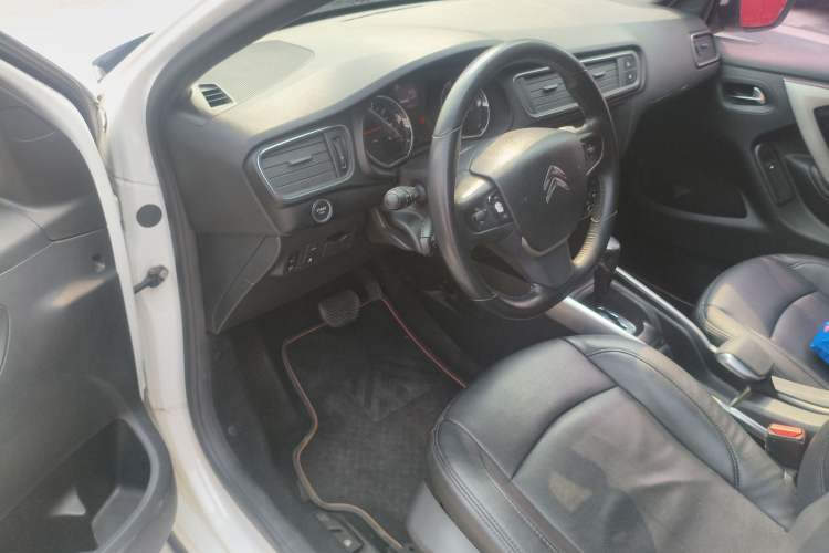 Used Citroen C3-XR 2015 1.6L Automatic Smart Version Driver Seat