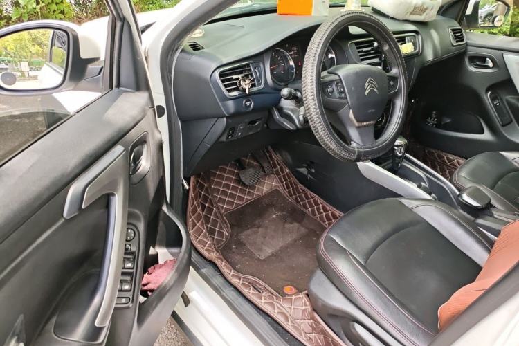 Used Citroen C3-XR 2015 1.6L Automatic Smart Version Driver Seat