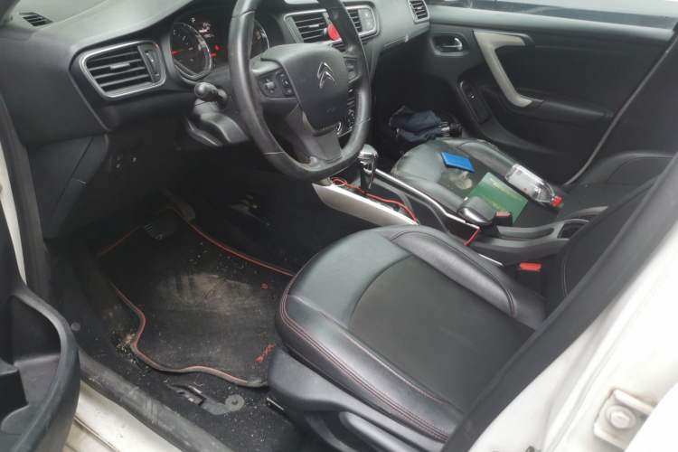 Used Citroen C3-XR 2015 1.6L Automatic Pioneer Model Driver Seat