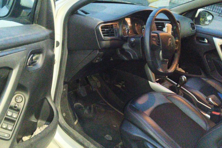 Used Citroen C3-XR 2015 1.6L Manual Pioneer Model Driver Seat