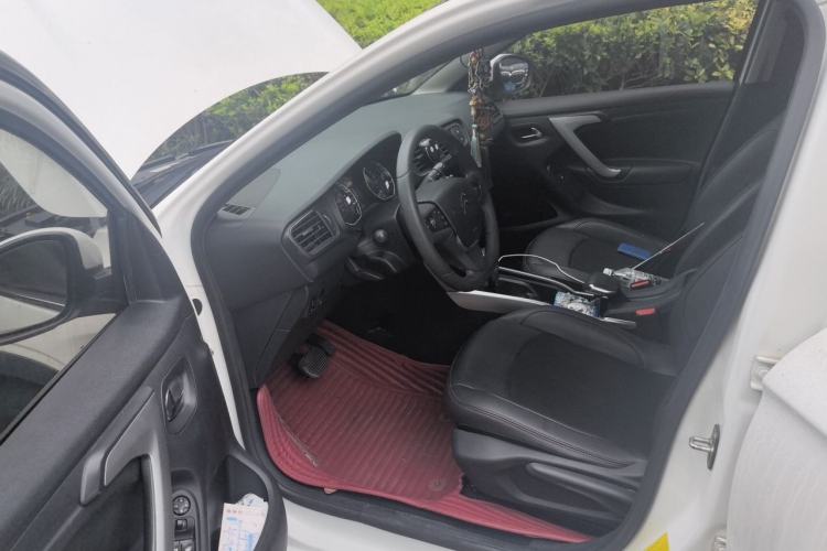 Used Citroen C3-XR 2015 1.6L Automatic Pioneer Model Driver Seat