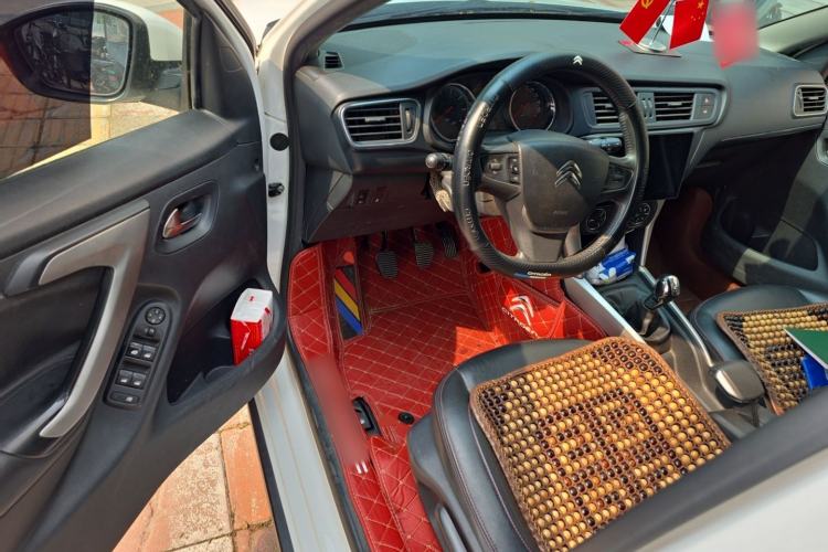Used Citroen C3-XR 2015 1.6L Manual Pioneer Model Driver Seat