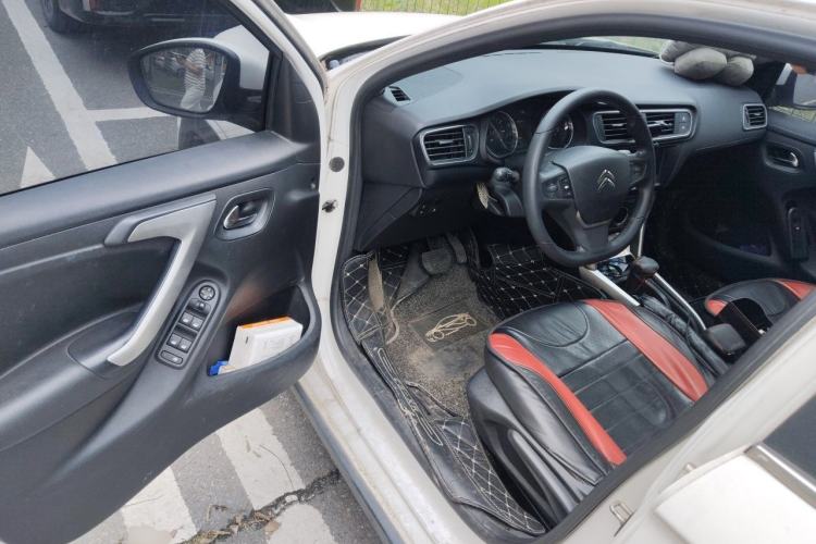Used Citroen C3-XR 2015 1.6L Automatic Pioneer Model Driver Seat