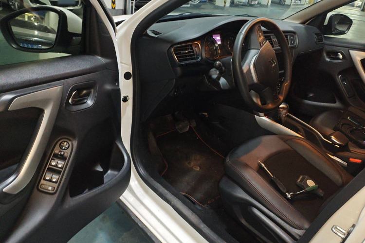 Used Citroen C3-XR 2015 1.6THP Automatic Pioneer Model Driver Seat