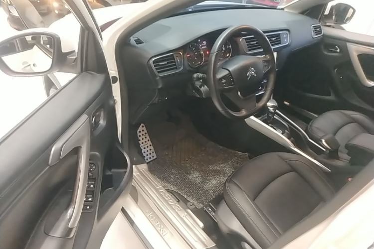Used Citroen C3-XR 2015 1.6L Automatic Pioneer Model Driver Seat