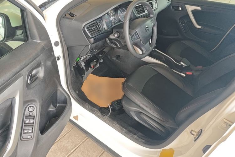 Used Citroen C3-XR 2015 1.6L Automatic Pioneer Model Driver Seat