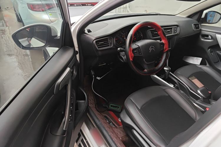 Used Citroen C3-XR 2015 1.6THP Automatic Pioneer Model Driver Seat