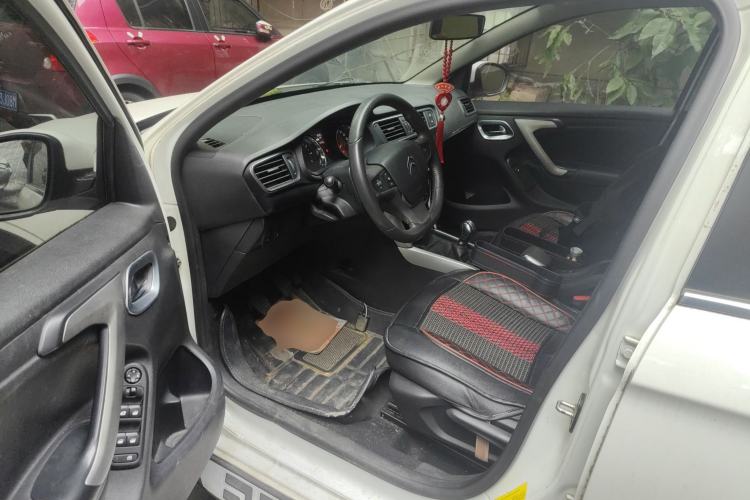 Used Citroen C3-XR 2015 1.6L Manual Pioneer Model Driver Seat