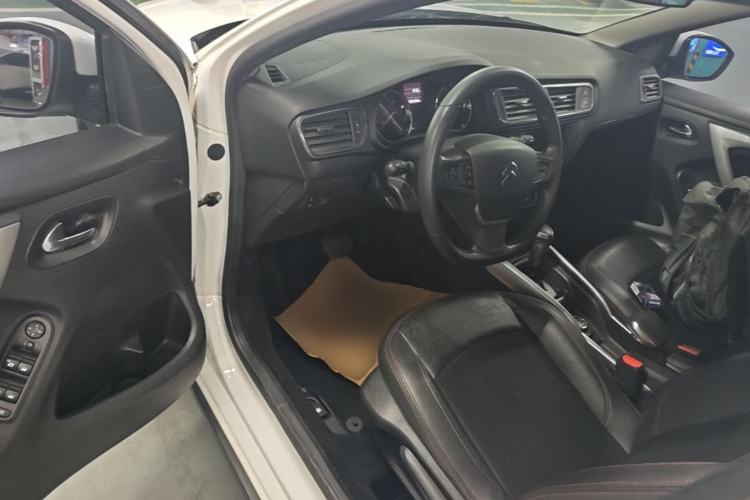 Used Citroen C3-XR 2015 1.6THP Automatic Pioneer Model Driver Seat