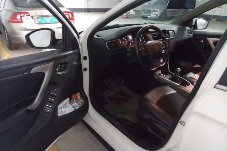 Used Citroen C3-XR 2015 1.6L Manual Pioneer Model Driver Seat