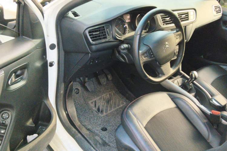 Used Citroen C3-XR 2015 1.6L Manual Pioneer Model Driver Seat