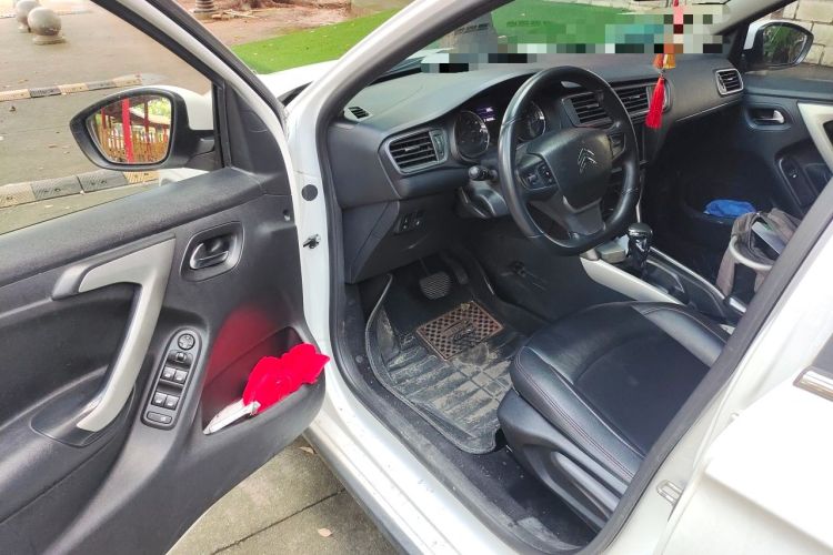 Used Citroen C3-XR 2015 1.6L Automatic Pioneer Model Driver Seat