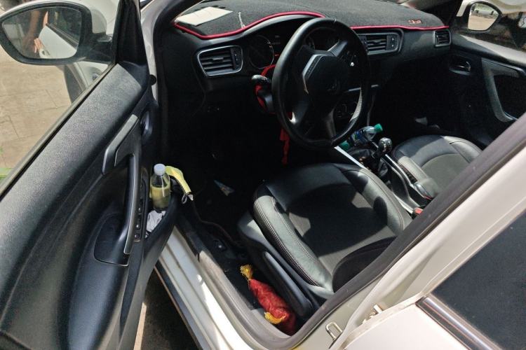 Used Citroen C3-XR 2015 1.6L Manual Pioneer Model Driver Seat