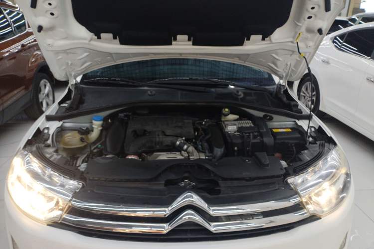 Used Citroen C3-XR 2015 1.6THP Automatic Pioneer Model Engine Bay