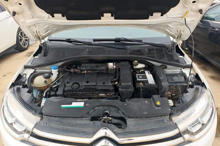 Used Citroen C3-XR 2015 1.6L Automatic Pioneer Model Engine Bay