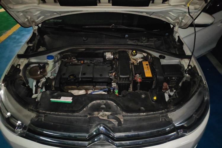 Used Citroen C3-XR 2015 1.6L Automatic Pioneer Model Engine Bay